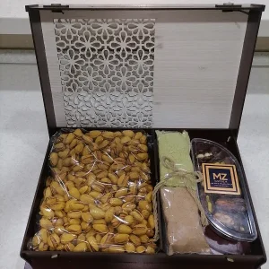 پک یلدایی با جعبه بزرگ